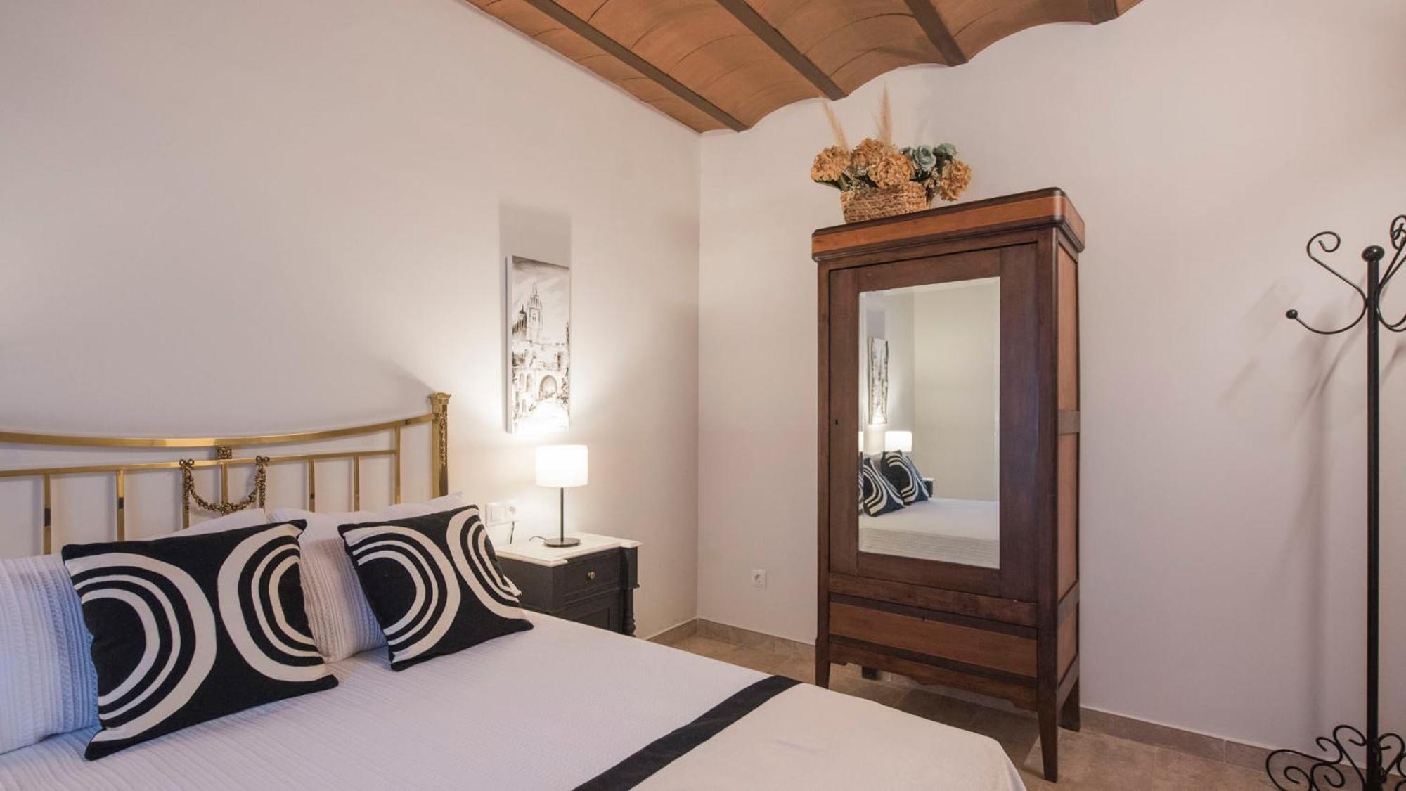 Apartment Florinda De La Cava - 1 *